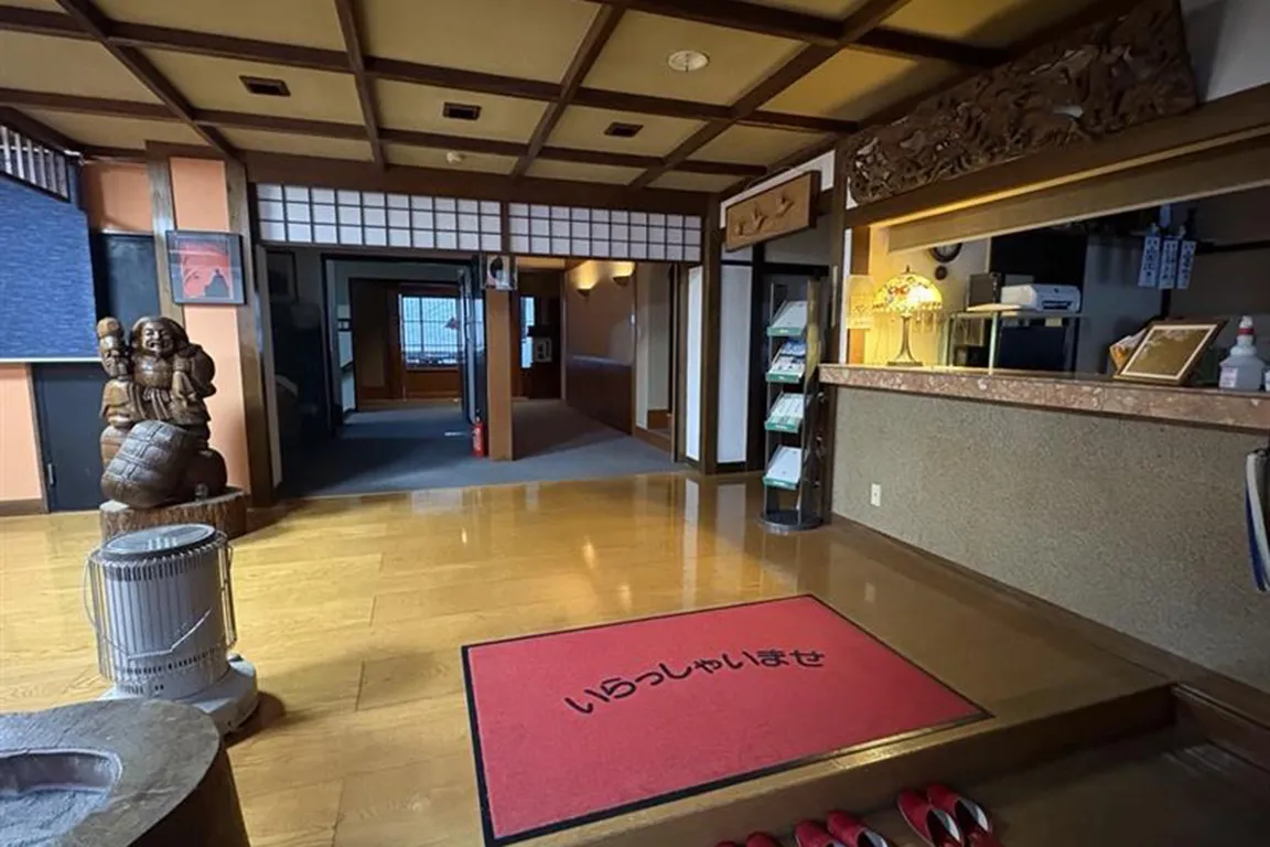 フロント・ロビー